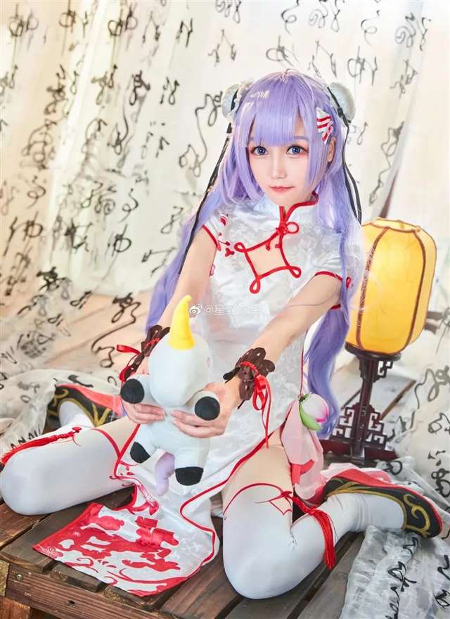  Cos—《碧蓝航线》独角兽 小姐姐cn：星野咪兔