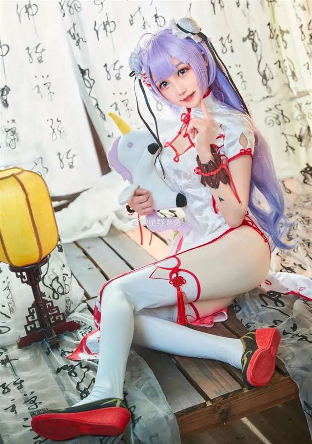  Cos—《碧蓝航线》独角兽 小姐姐cn：星野咪兔