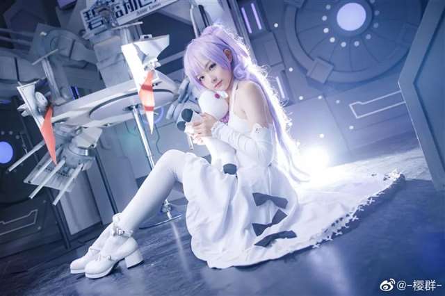  小姐姐cn：@-樱群Cos—《碧蓝航线》独角兽