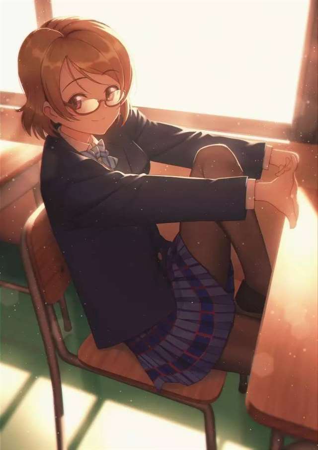 小泉花阳人物壁纸