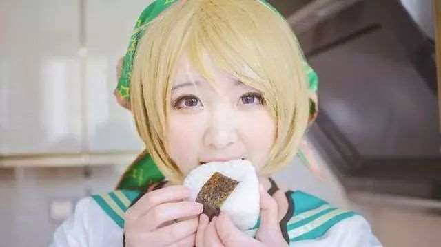 《小泉花阳厨娘》COS  CN: 扑扑肉圆者