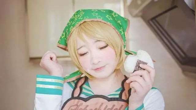 《小泉花阳厨娘》COS  CN: 扑扑肉圆者