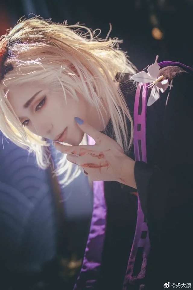 《鬼灭之刃》童磨cos