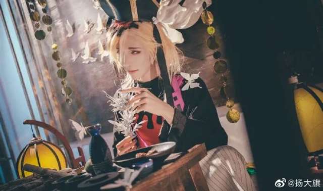 《鬼灭之刃》童磨cos