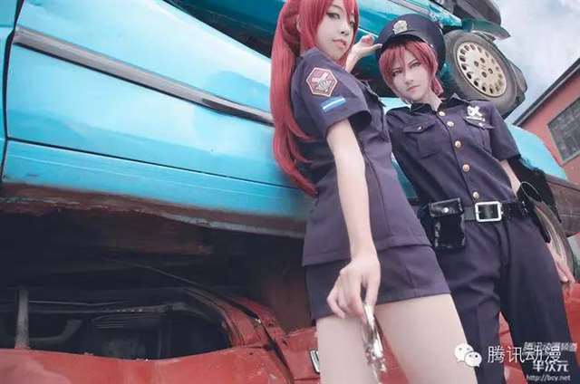 《free 男子游泳部》松冈凛与松冈江兄妹的COS