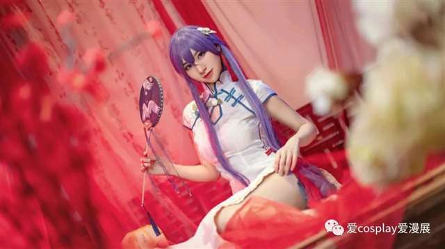 VOCALOID中的虚拟歌手墨清弦 cos