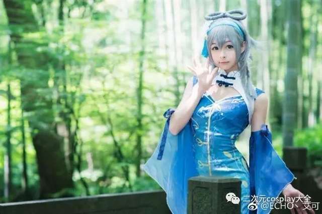 洛天依乐正绫cos同人