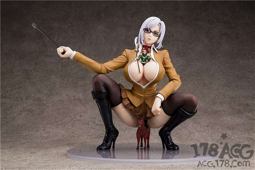 监狱学园 白木芽衣子臀压!鞭打!