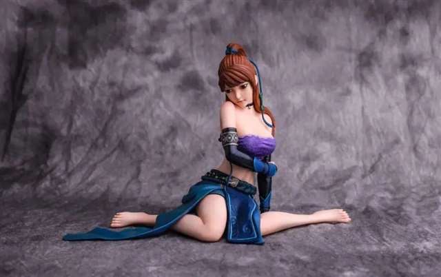 妖神记:肖凝儿身体被看光了福利