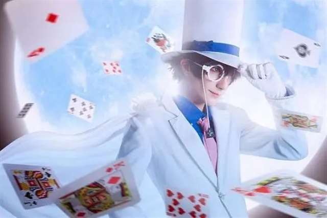 有时候，还原一个动漫男神最像的coser不一定是男生