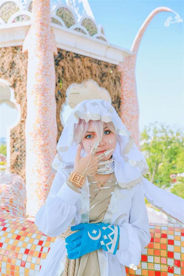 《第五人格》先知月相cos,先知：柳柒