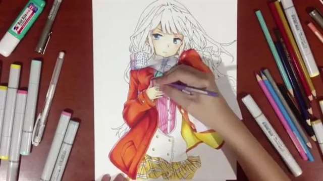 安达垣爱姬彩铅插画手绘