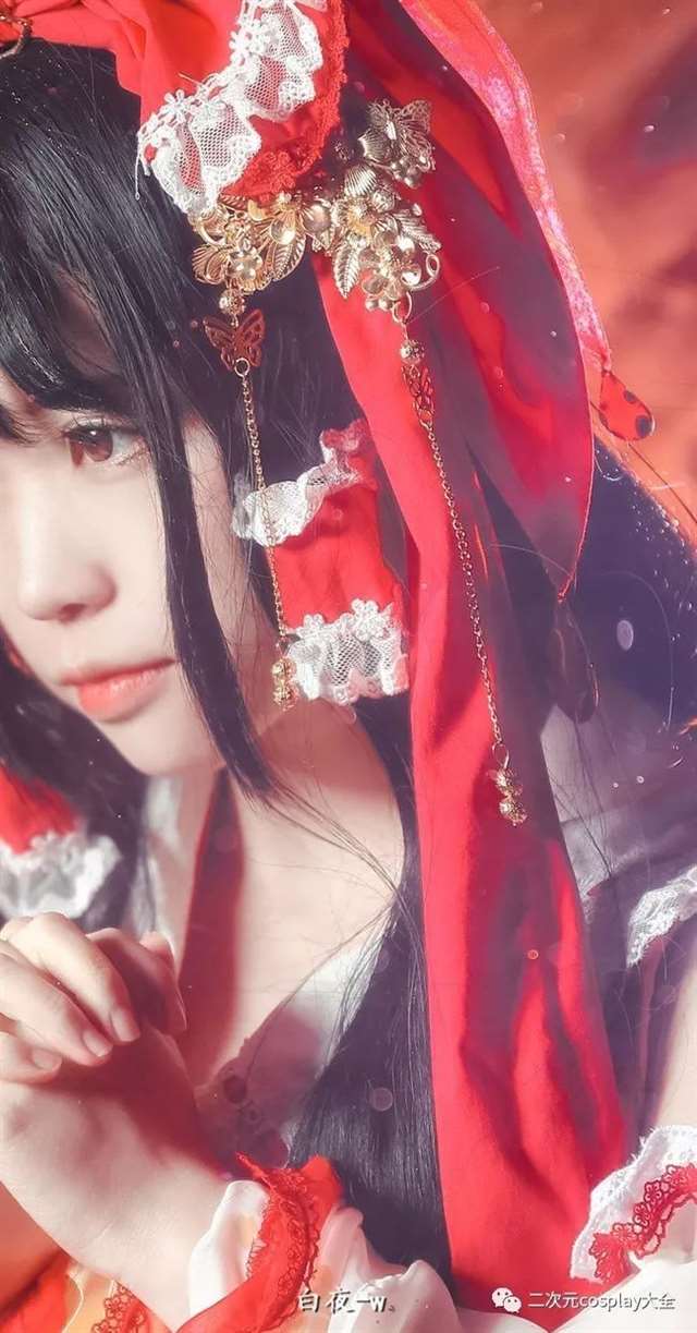 《东方Project》中的博丽灵梦cos cn：白夜-w
