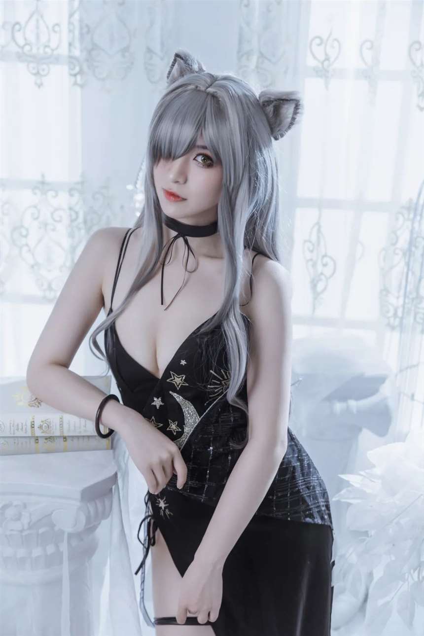 <明日方舟》黑 cos coser微博：冥戏_CatN