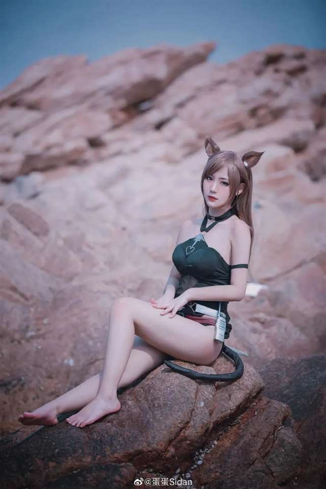 Cos《明日方舟》天火