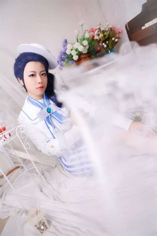 第五人格:COS美图:空军—琼楼遗恨