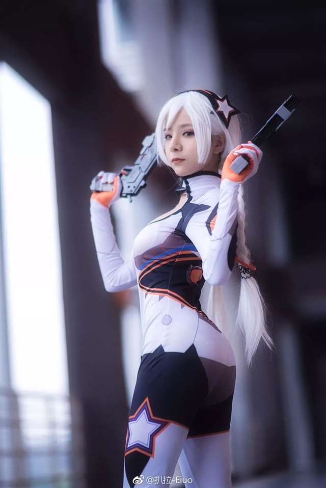 jr不放假:冬月茉莉cosplay~