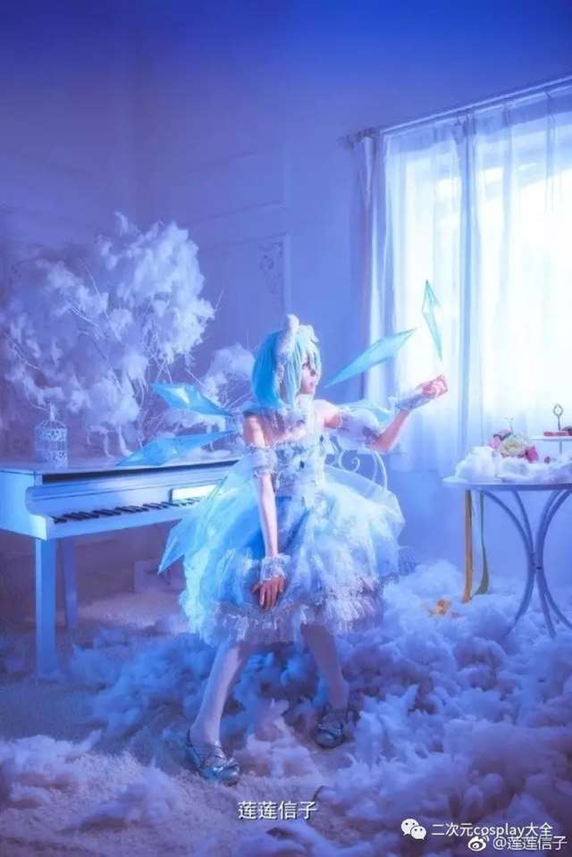 东方Project琪露诺cos cn：莲信子