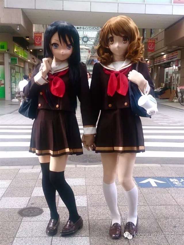 黄前久美子和高板丽奈CP百合大法