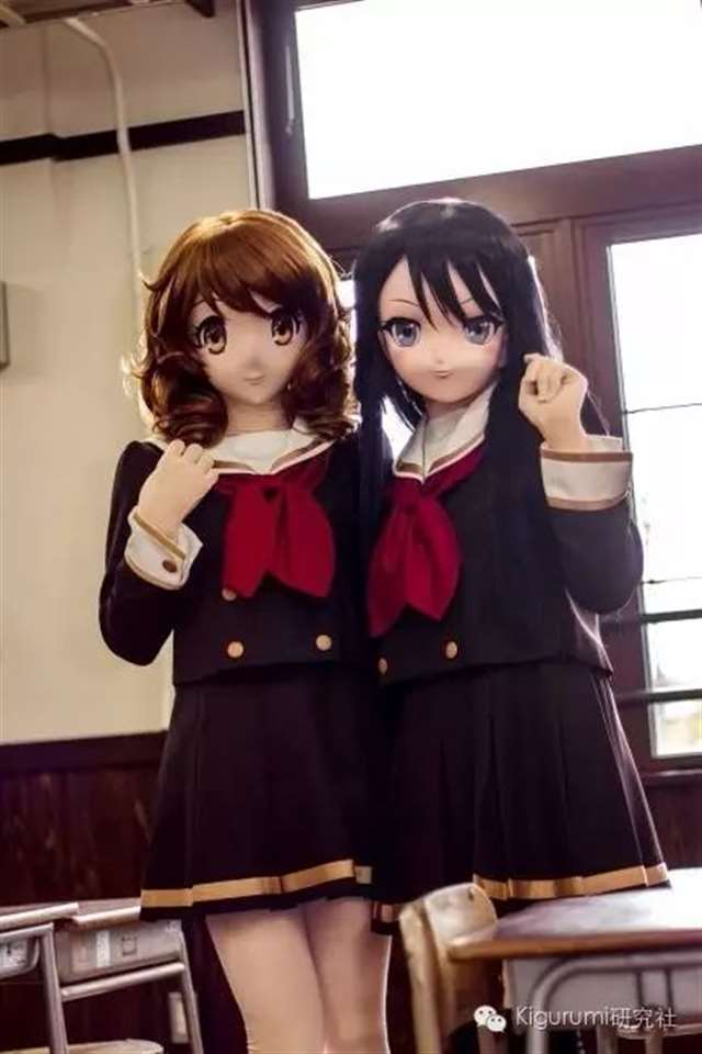 黄前久美子和高板丽奈CP百合大法