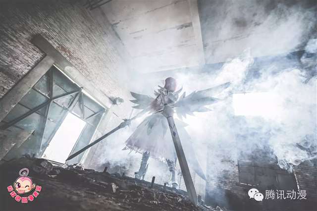 《妖精的尾巴》艾露莎COS CN：粉猴-二重线ll子桑