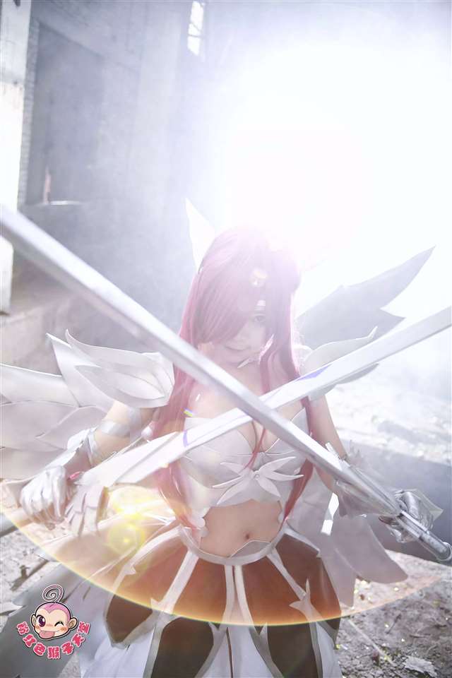 《妖精的尾巴》艾露莎COS CN：粉猴-二重线ll子桑