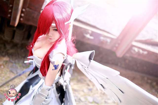 《妖精的尾巴》艾露莎COS CN：粉猴-二重线ll子桑
