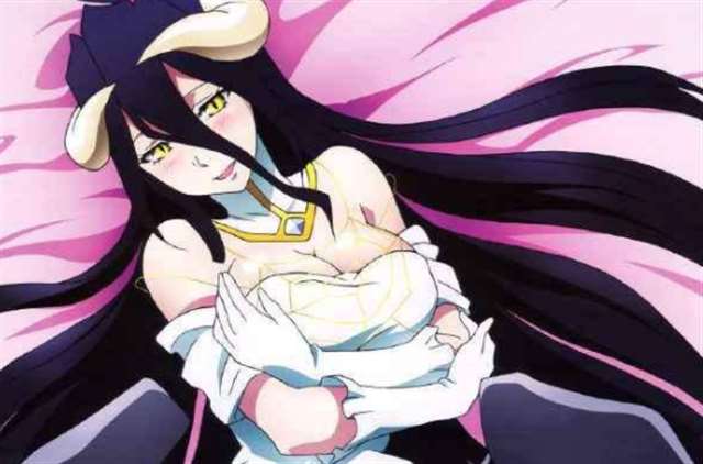 今天来盘下最性感的几位动漫女佣