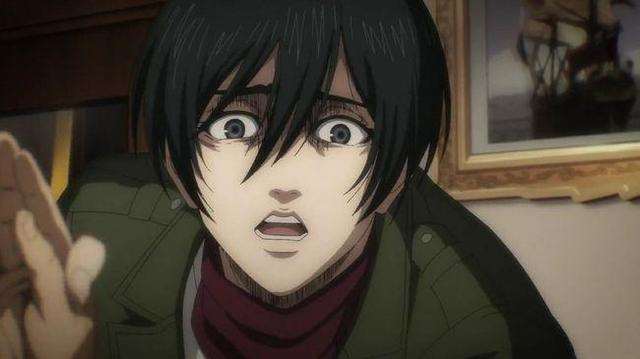  进击发巨人中的主角艾伦为什么那么轻易的就被砍头了呢？