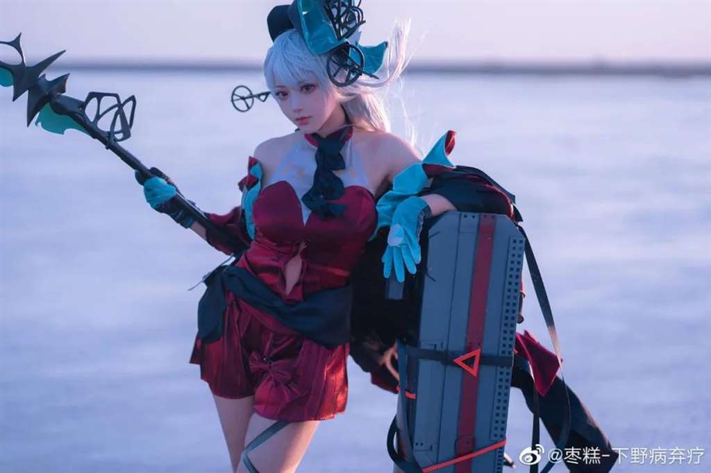 明日方舟 浊心斯卡蒂COSPLAY 出镜：@枣糕-下野病弃疗