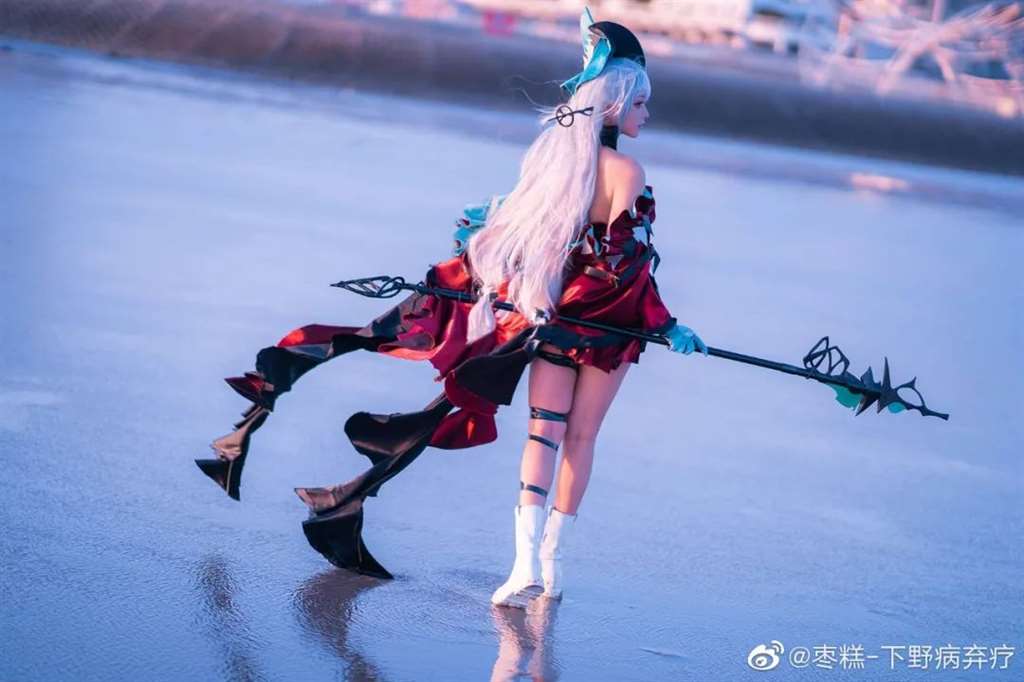 明日方舟 浊心斯卡蒂COSPLAY 出镜：@枣糕-下野病弃疗