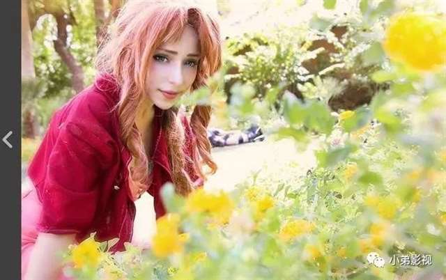 美国的cosplay玩家Roxy Chan七龙珠的「人造人18号」