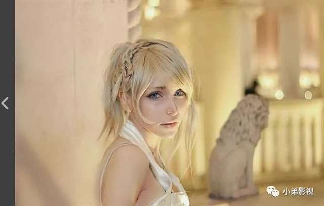 美国的cosplay玩家Roxy Chan七龙珠的「人造人18号」