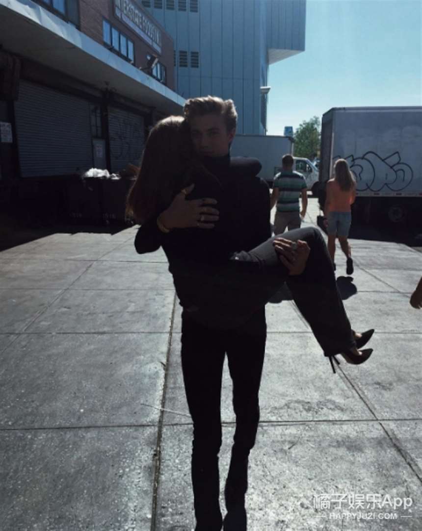 欧美小鲜肉luckybluesmith好大