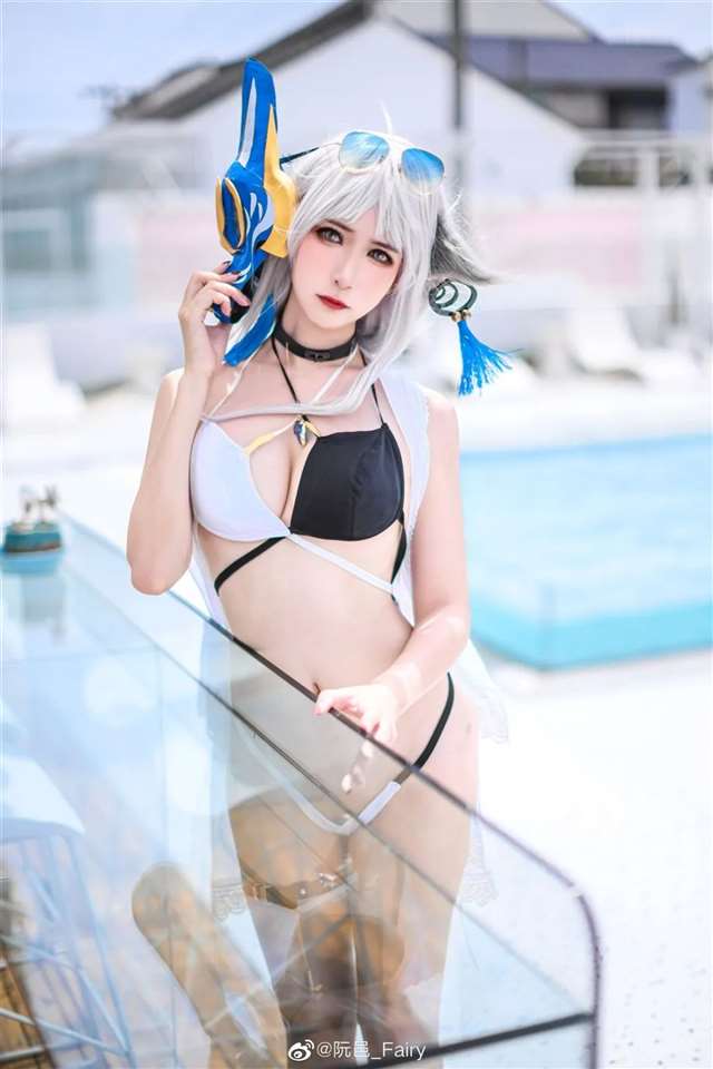 Cos-《碧蓝航线》土佐 小姐姐出镜：-@阮邑_Fairy