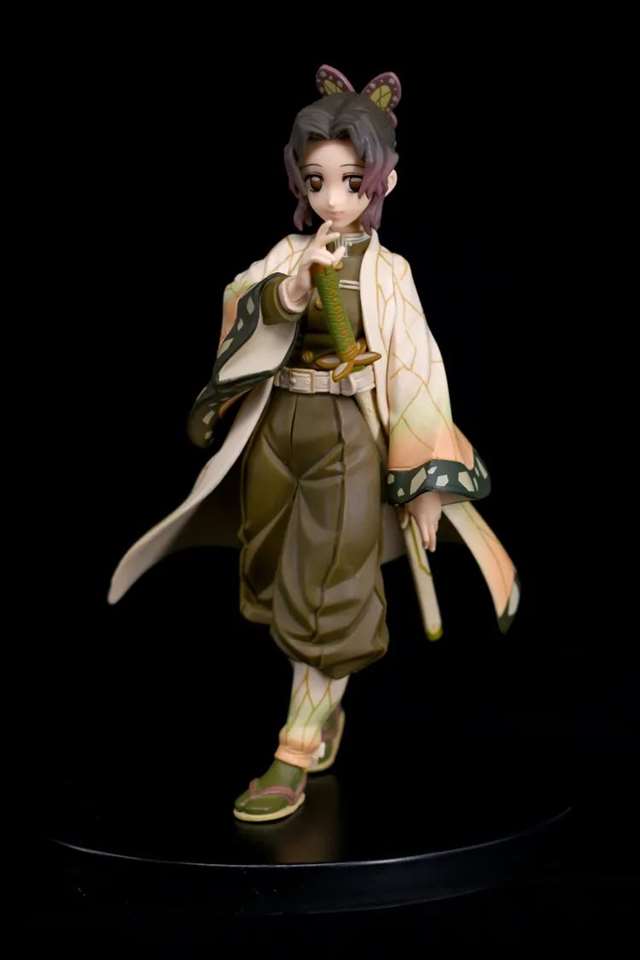 《鬼灭之刃》炎柱蝴蝶忍手办