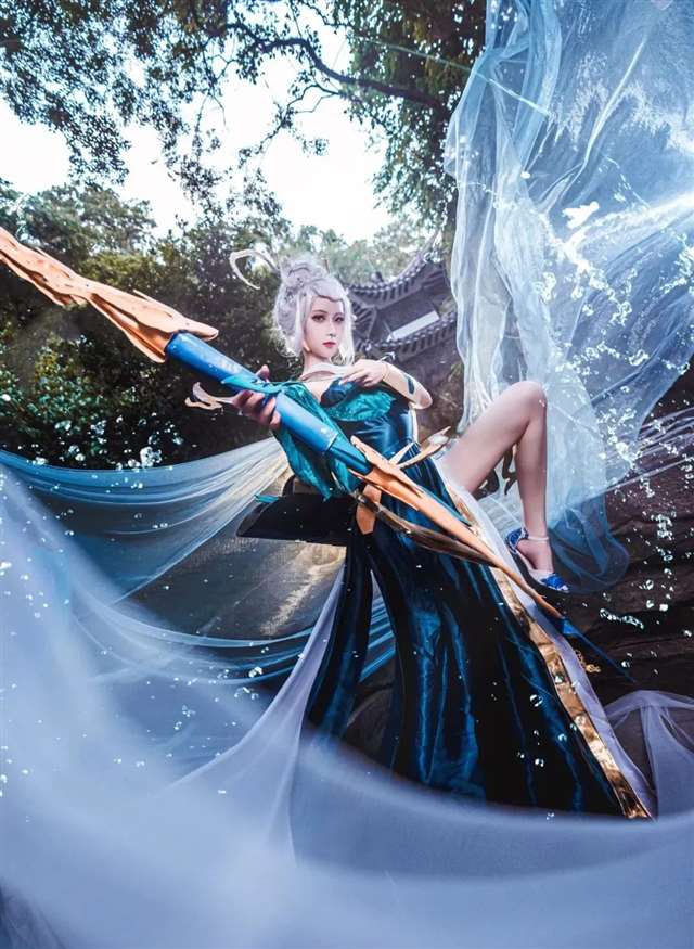 【王者优秀COS】这个太华的脸写实的很呐