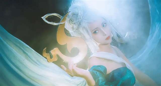 【王者优秀COS】这个太华的脸写实的很呐