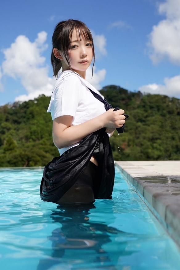 COS正片/岛国美女穂南しずく美图集 黑丝美腿极度腿控！