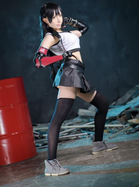 COS正片/美女coser《アリア》美图写真集，黑丝长腿身材爆炸！
