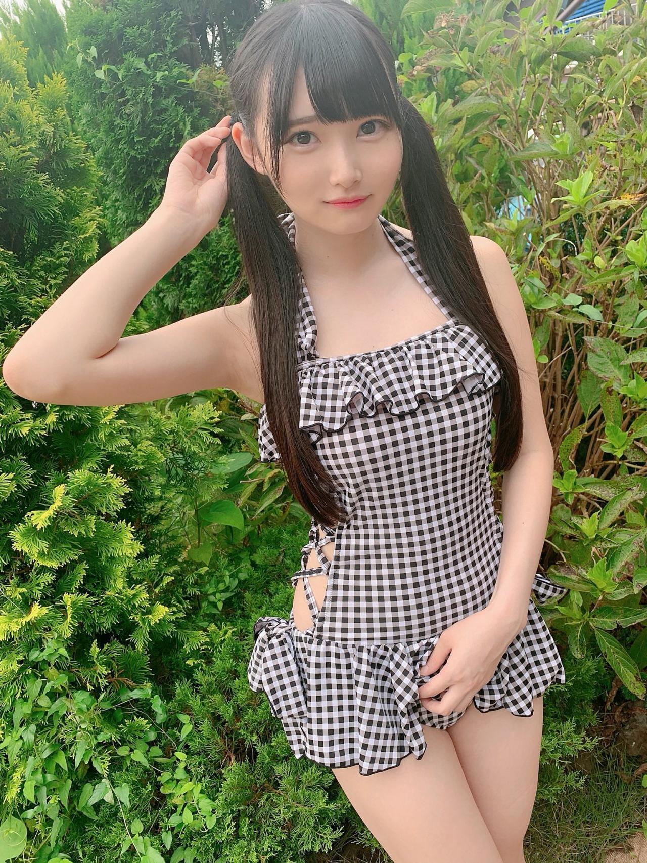 COS正片/岛国萌妹子《片冈未优》美图写真集 清纯的脸庞娇嫩无瑕！