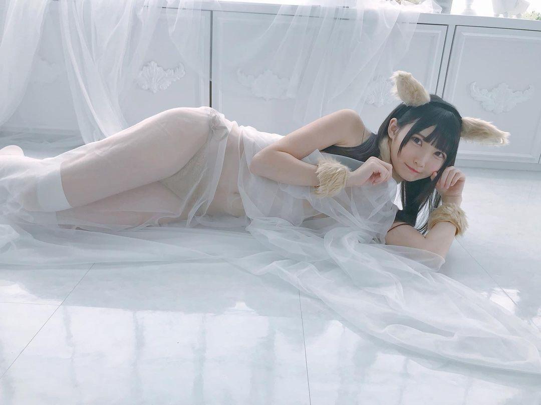 COS正片/岛国萌妹子《片冈未优》美图写真集 清纯的脸庞娇嫩无瑕！