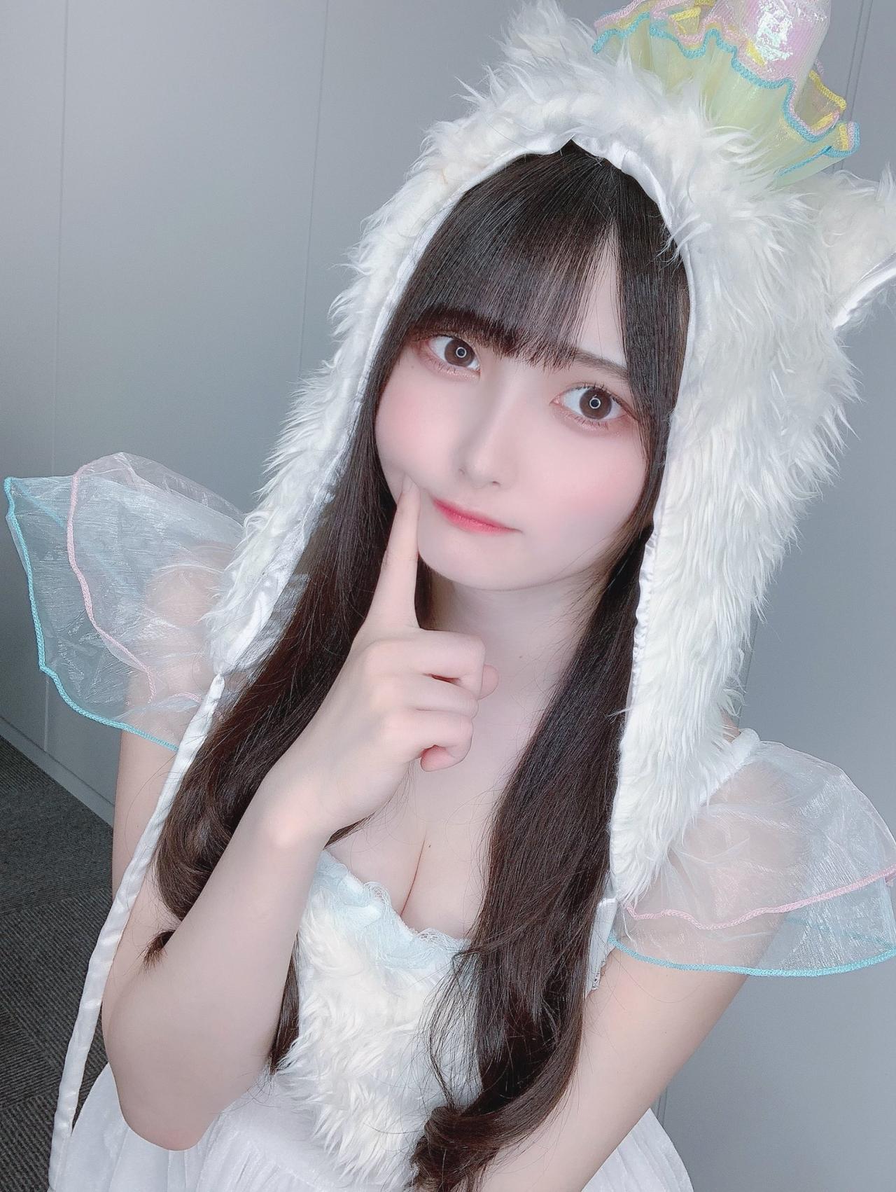 COS正片/岛国萌妹子《片冈未优》美图写真集 清纯的脸庞娇嫩无瑕！