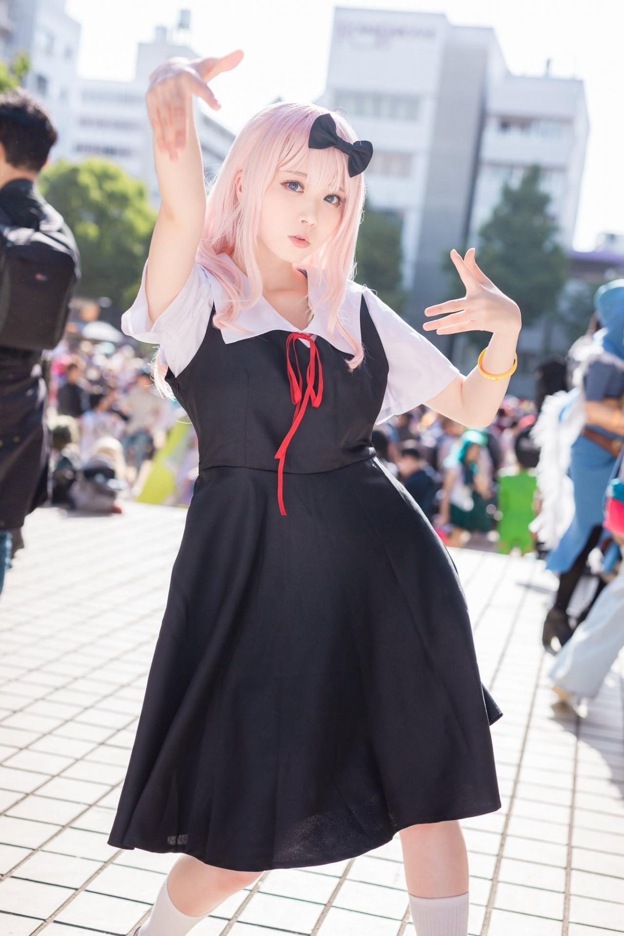 COS正片/岛国萌妹mano美图集 白皙肌肤修长美腿吸睛！