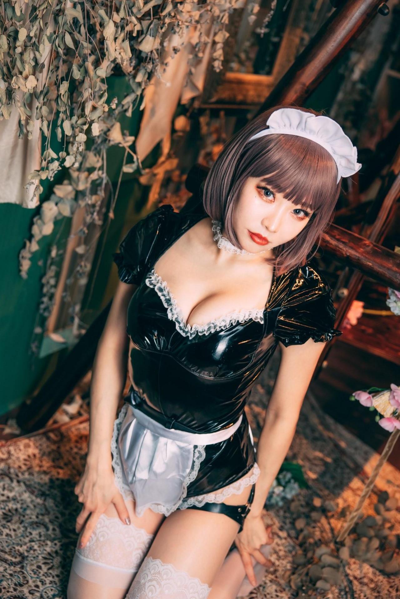 COS正片/日本社交网络特别节日「绝对领域日（いいニーハイの日）」精选集