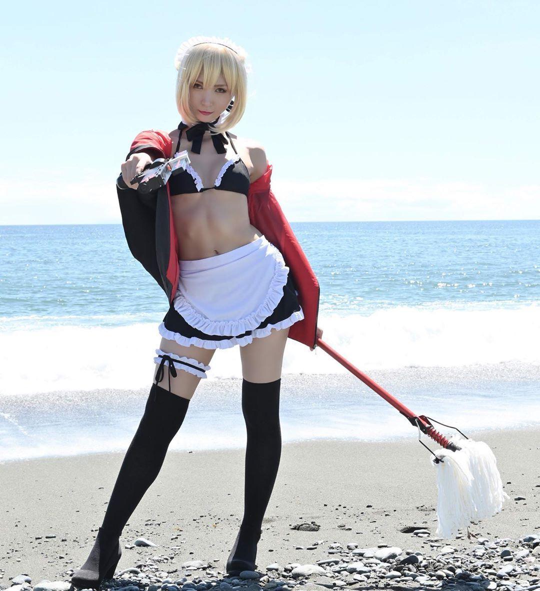 COS正片/日本御姐COSERしゃけいくら美图集 身材非常养眼