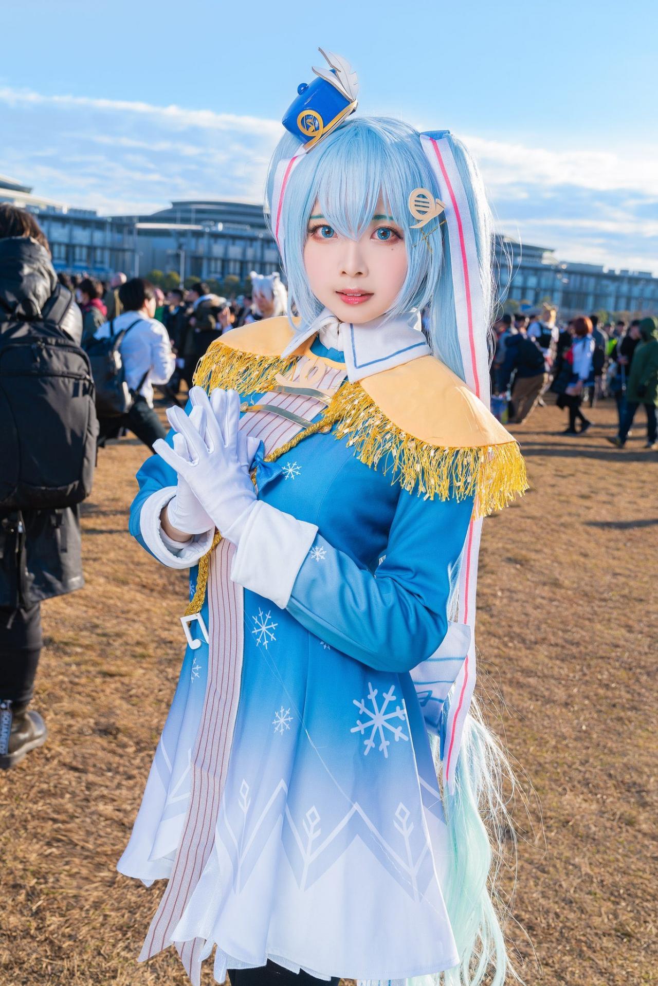 COS正片/岛国知名Coser とみこ美图 各种诱人服装色气逼人