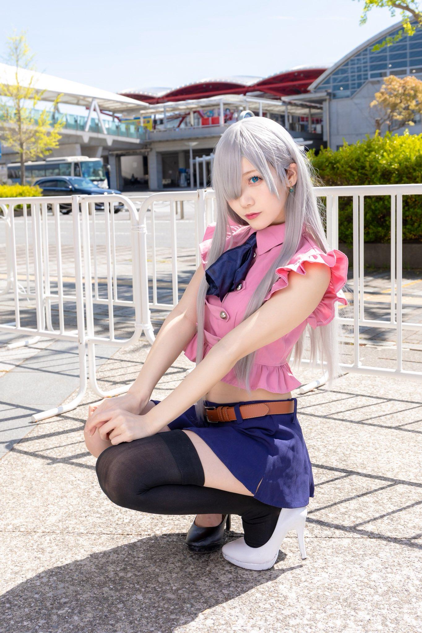 COS正片/清纯可爱？《けんけん》超大份精选集！！