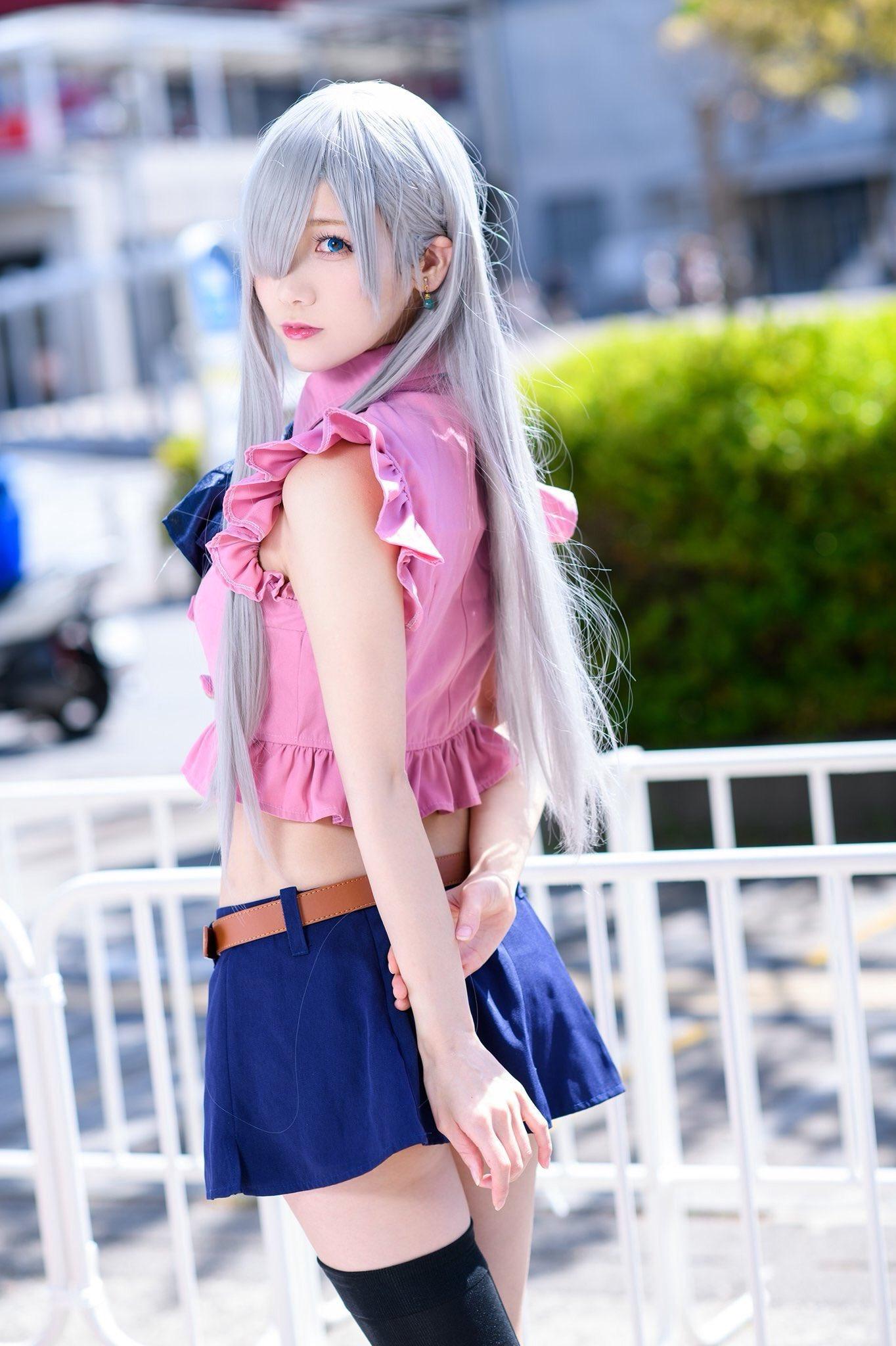 COS正片/清纯可爱？《けんけん》超大份精选集！！