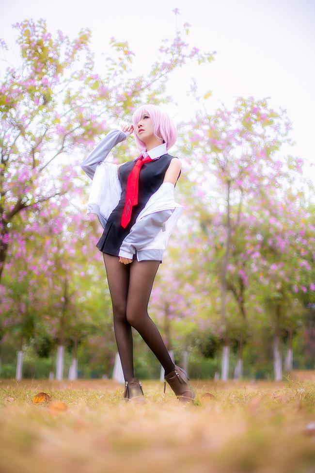 COS正片/Fate：玛修·基列莱特，这腿我能玩一年！
